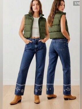 Vintage David Brandon High Rise Embroidered Heart Jeans 31. NWOT